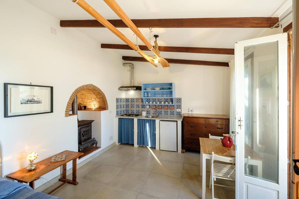 La Rosa Dei Venti Aparthotel Procida Luaran gambar