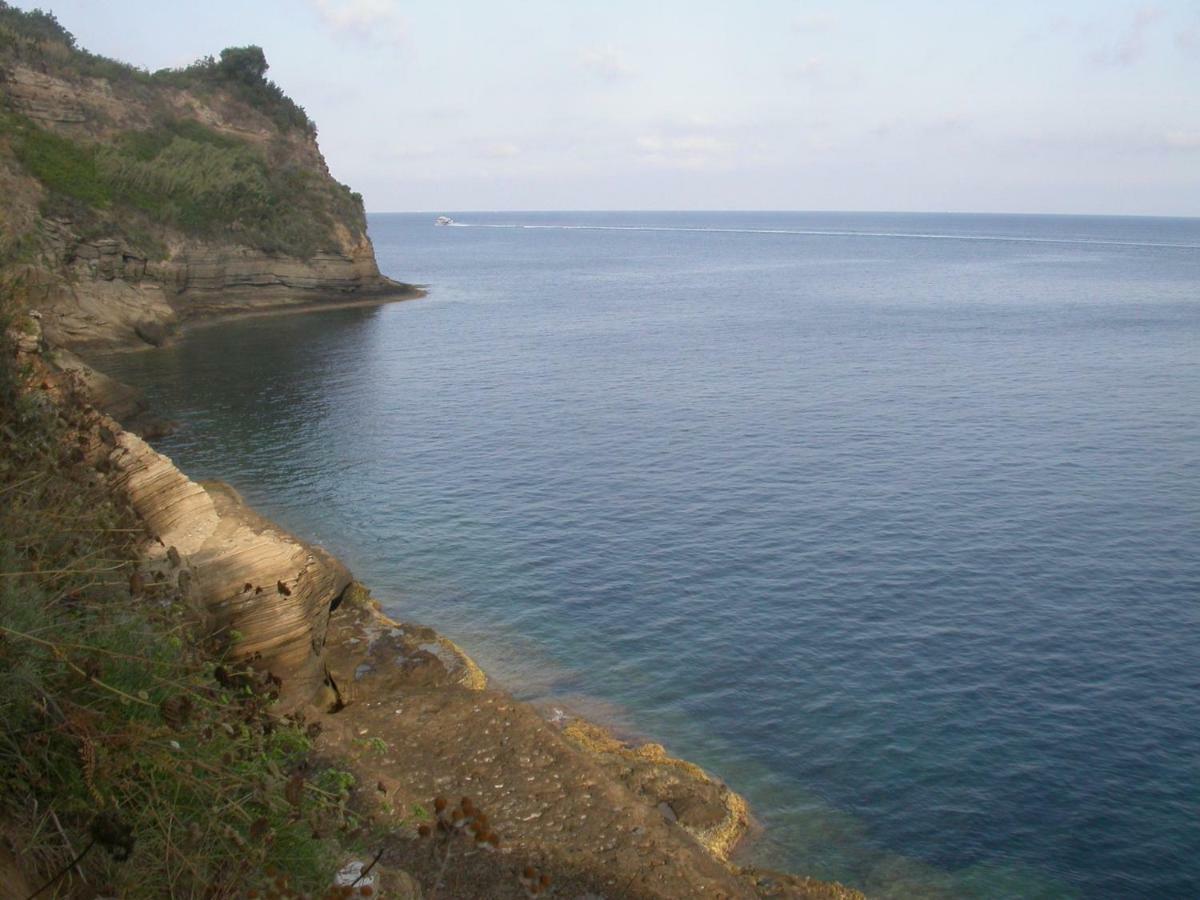 La Rosa Dei Venti Aparthotel Procida Luaran gambar